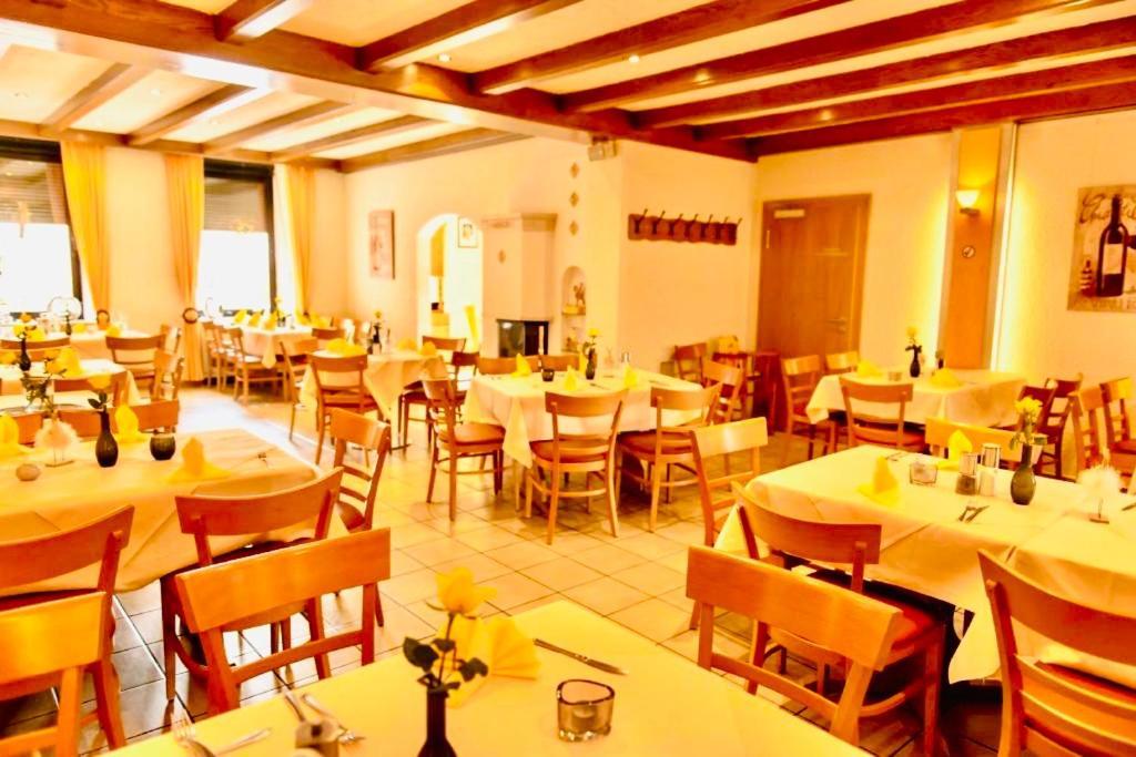 Pfaelzer Hof 3*